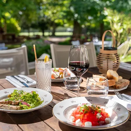 Demeures De Campagne Chateau De Hotel 4*