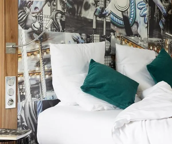 Demeures De Campagne Chateau De 4* フォンテーヌブロー